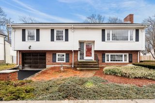 174 Hillberg Ave, Brockton, MA 02301