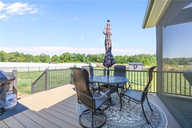 118 Old Dutch Road, Advance, NC 27006