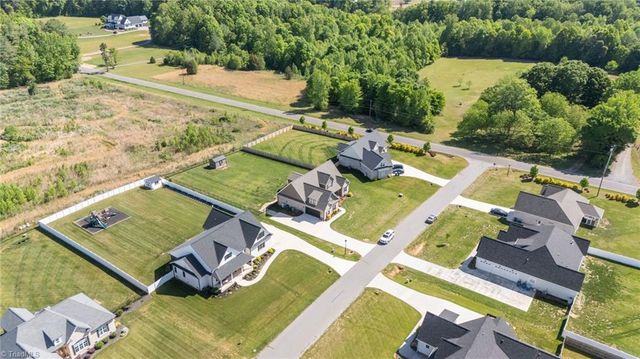118 Old Dutch Road, Advance, NC 27006