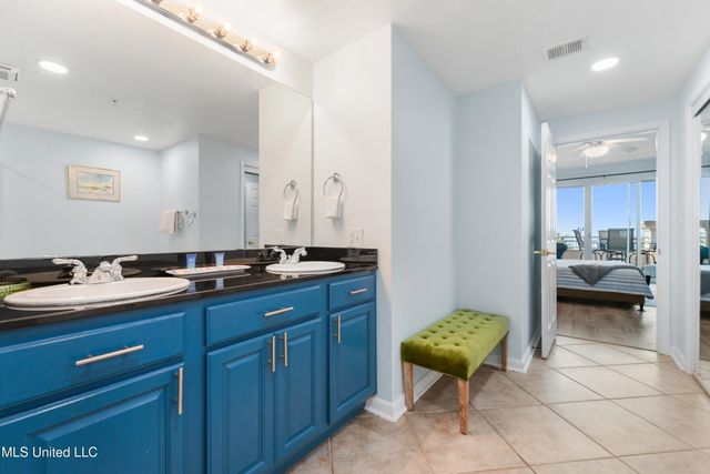 2230 Beach Drive, 304, Gulfport, MS 39507