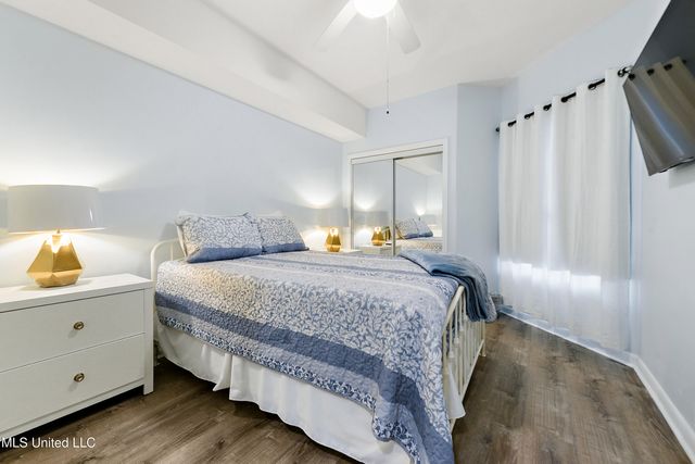 2230 Beach Drive, 304, Gulfport, MS 39507