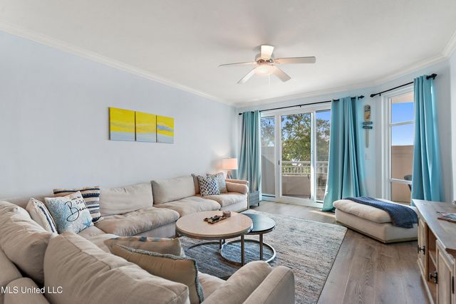 2230 Beach Drive, 304, Gulfport, MS 39507