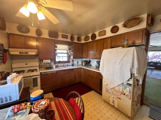 2226 White Oak Avenue, Whiting, IN 46394