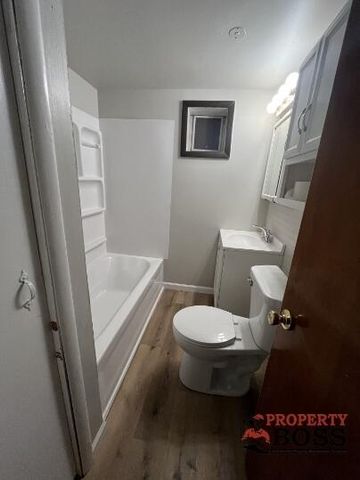 2226 White Oak Avenue, Whiting, IN 46394