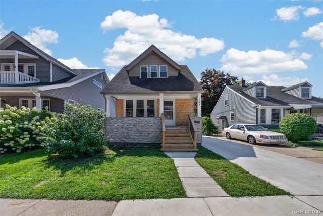 761 Columbia Road, Berkley, MI 48072