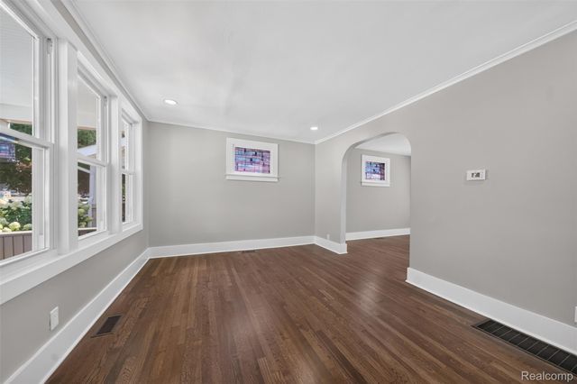 761 Columbia Road, Berkley, MI 48072