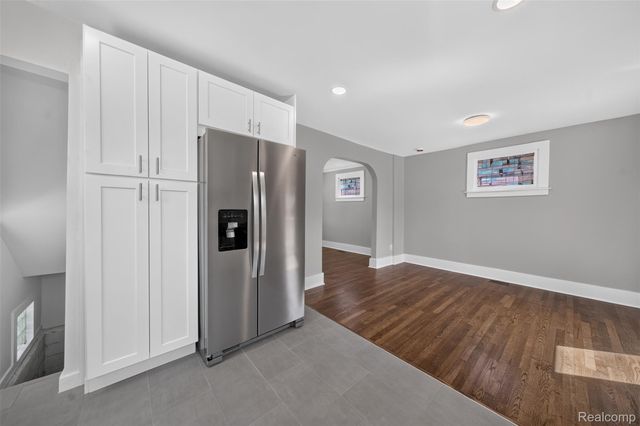 761 Columbia Road, Berkley, MI 48072