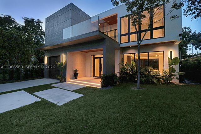 685 NE 81st St, Miami, FL 33138