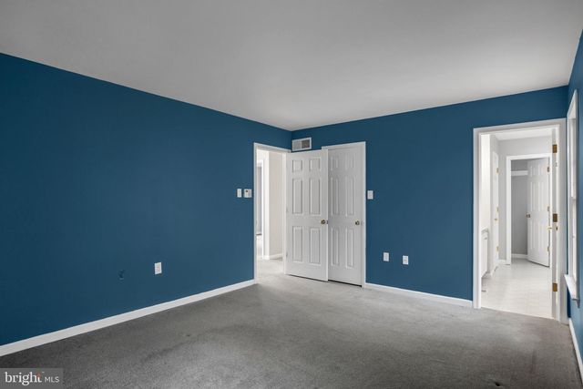 2401 ROLLING HILLS DRIVE, Mechanicsburg, PA 17055