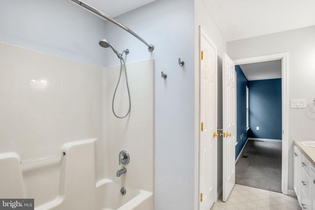 2401 ROLLING HILLS DRIVE, Mechanicsburg, PA 17055