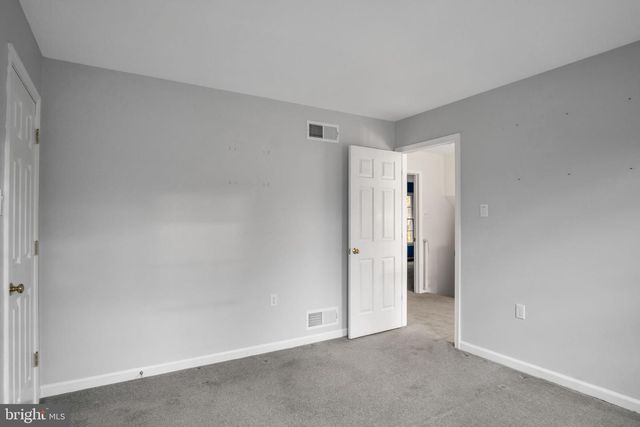 2401 ROLLING HILLS DRIVE, Mechanicsburg, PA 17055