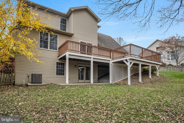2401 ROLLING HILLS DRIVE, Mechanicsburg, PA 17055