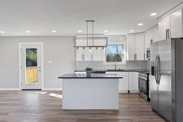 2442 SE Ella Drive, SE, Cleveland, TN 37323