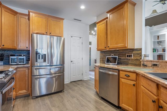 135 Winding Creek Drive, Springboro, OH 45066