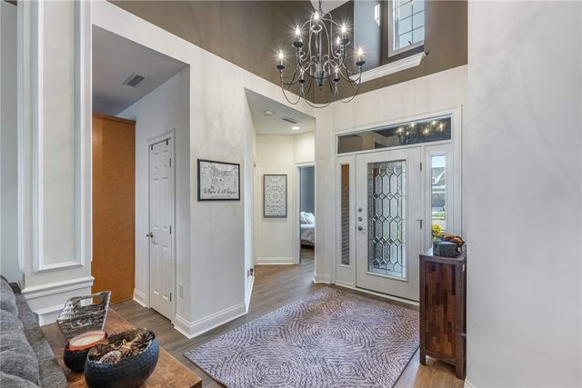 135 Winding Creek Drive, Springboro, OH 45066