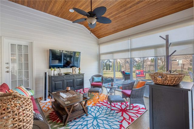 135 Winding Creek Drive, Springboro, OH 45066