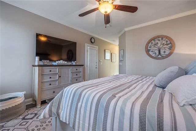 135 Winding Creek Drive, Springboro, OH 45066