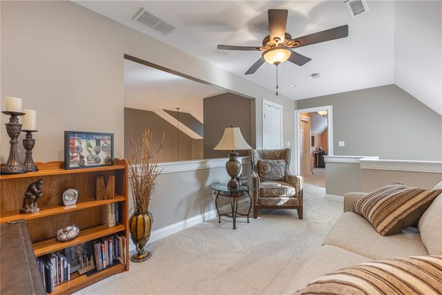 135 Winding Creek Drive, Springboro, OH 45066