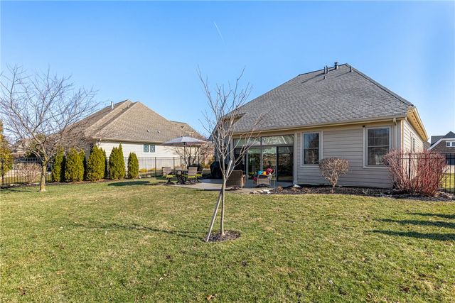 135 Winding Creek Drive, Springboro, OH 45066
