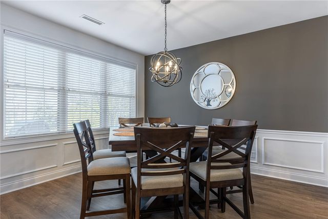 135 Winding Creek Drive, Springboro, OH 45066