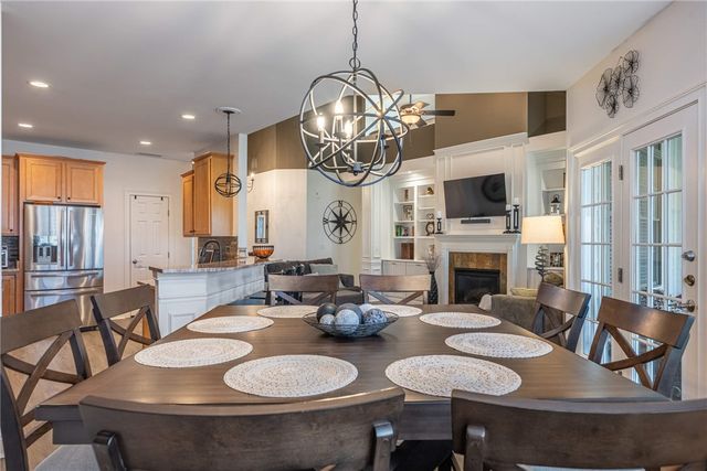 135 Winding Creek Drive, Springboro, OH 45066