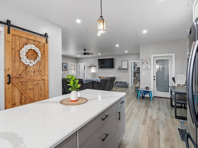 564 Stave Mill Road, Murphysboro, IL 62966