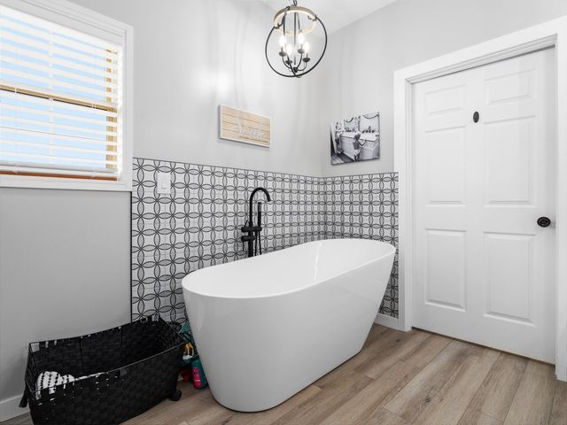 564 Stave Mill Road, Murphysboro, IL 62966