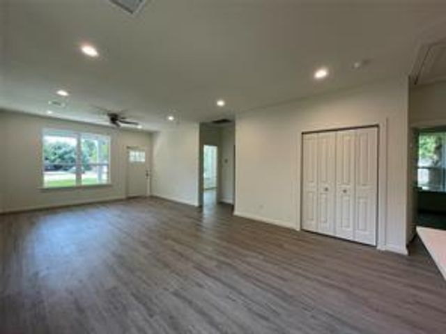313 2nd Street, Rosenberg, TX 77471