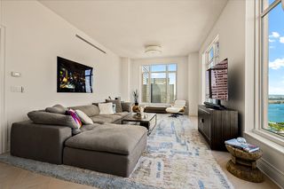 30 Park Pl Apt 55A, New York City, NY 10007