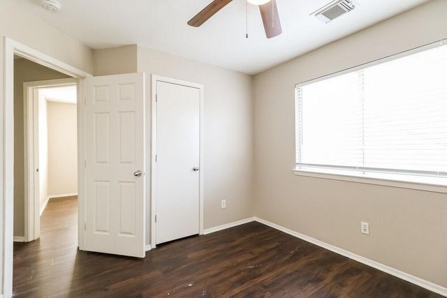 1043 Verde Trails Drive, Houston, TX 77073