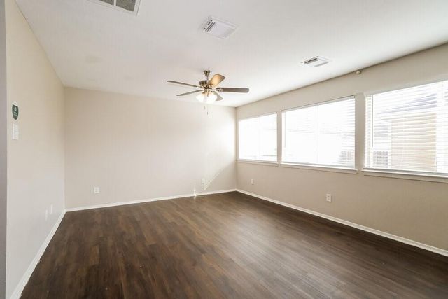 1043 Verde Trails Drive, Houston, TX 77073