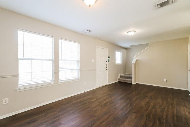 1043 Verde Trails Drive, Houston, TX 77073