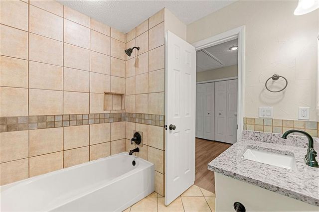 1722 Indian Ridge Drive, Woodstock, GA 30189