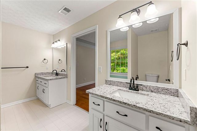 1722 Indian Ridge Drive, Woodstock, GA 30189