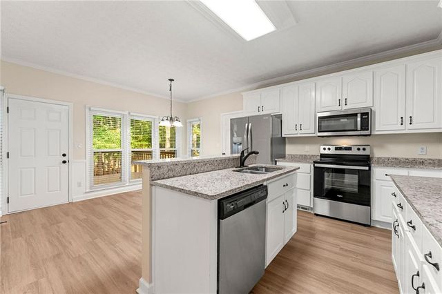 1722 Indian Ridge Drive, Woodstock, GA 30189