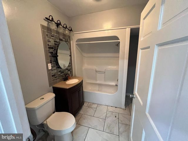 4704 DUPONT PKWY, Townsend, DE 19734