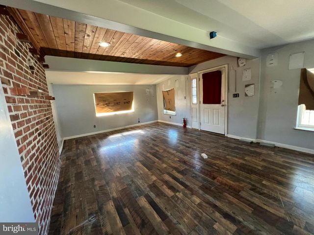 4704 DUPONT PKWY, Townsend, DE 19734