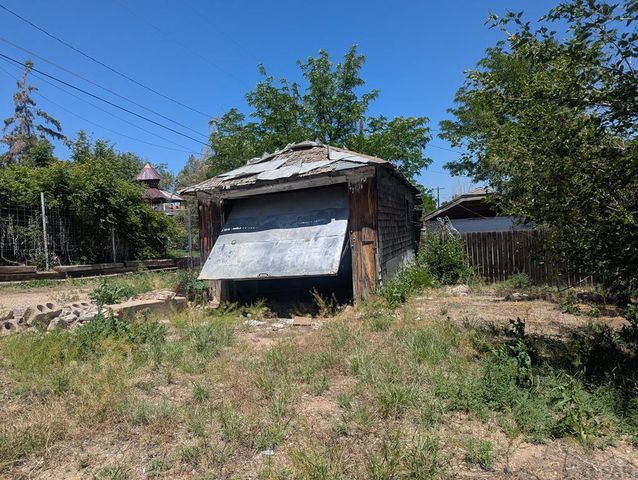 1122 Rice Ave, La Junta, CO 81050