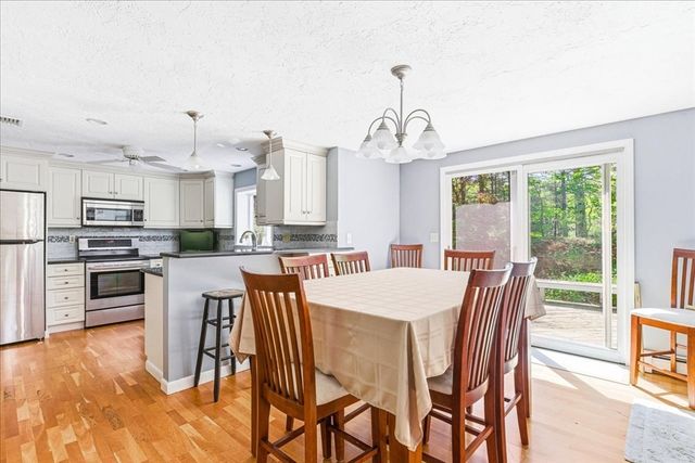 40 Kristin Rd, Plymouth, MA 02360
