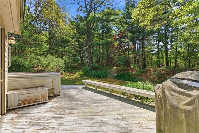 40 Kristin Rd, Plymouth, MA 02360