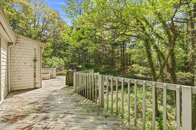 40 Kristin Rd, Plymouth, MA 02360