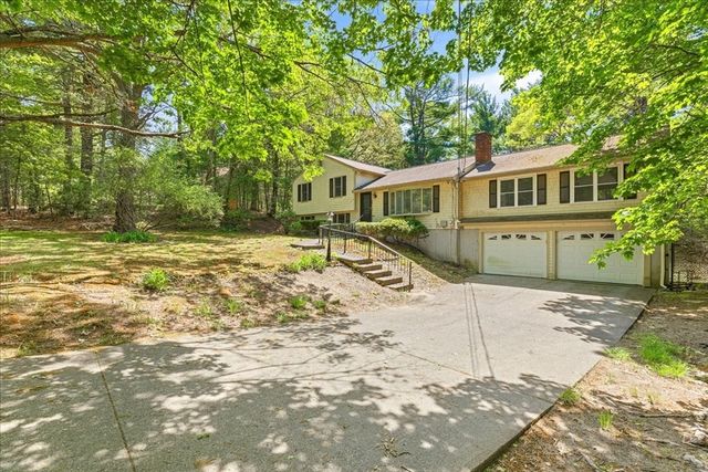 40 Kristin Rd, Plymouth, MA 02360