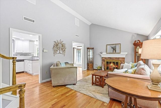 40 Kristin Rd, Plymouth, MA 02360