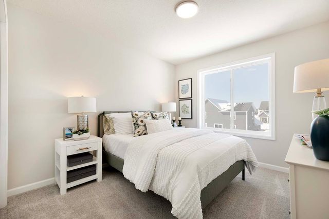 5096 Airlake Drive, Woodbury, MN 55129