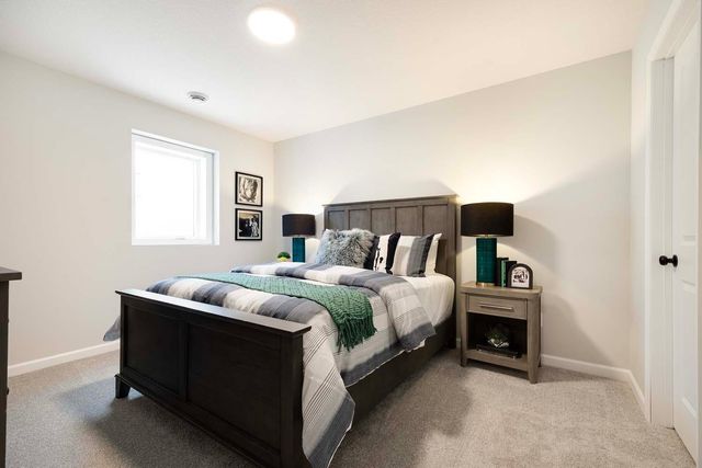 5096 Airlake Drive, Woodbury, MN 55129