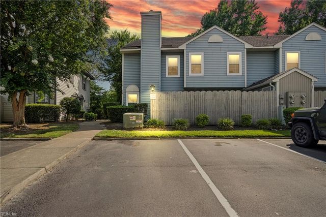 308 Ferdinand CIR, Virginia Beach, VA 23462