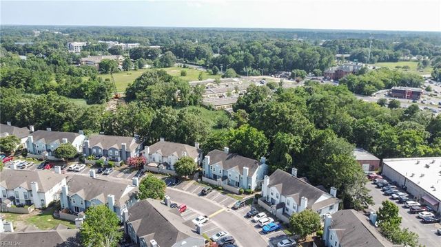 308 Ferdinand CIR, Virginia Beach, VA 23462