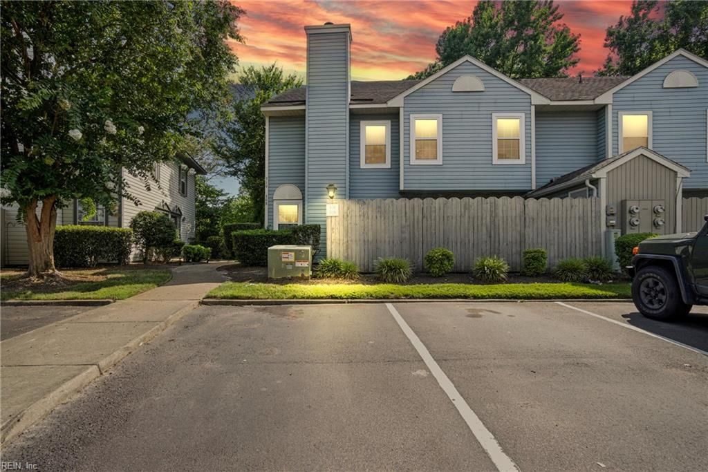 308 Ferdinand CIR, Virginia Beach, VA 23462