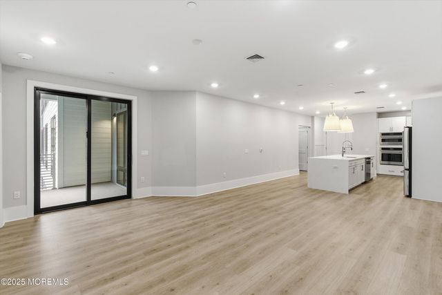 215 2nd Avenue 204, Asbury Park, NJ 07712