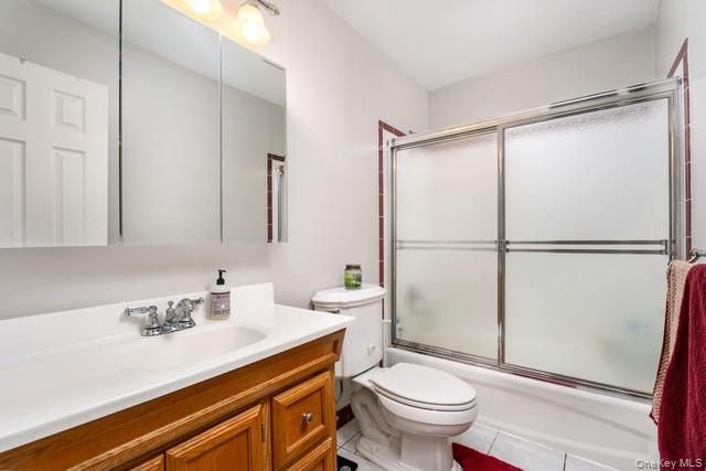22 Babylon Drive, Sound Beach, NY 11789